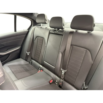 BMW Seria 3  Sedan/Limuzyna 2024,  2.0 benzyna, automat - Na sprzedaż za 124 900 zł - Warszawa - zdjęcie 12