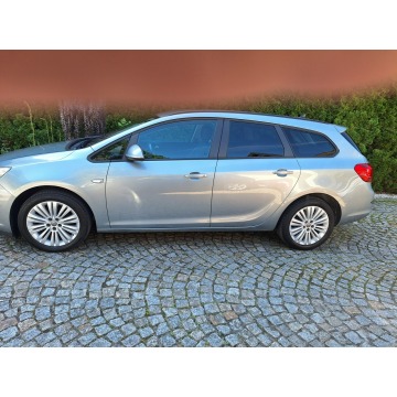 Opel Astra  Kombi 2014,  1.4 benzyna - Na sprzedaż za 19 900 zł - Siewierz - zdjęcie 6