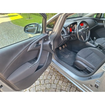 Opel Astra  Kombi 2014,  1.4 benzyna - Na sprzedaż za 19 900 zł - Siewierz - zdjęcie 10