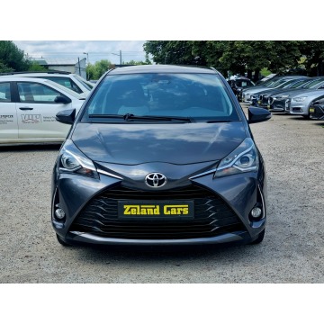 Toyota Yaris  Hatchback 2018,  1.5 benzyna - Na sprzedaż za 36 900 zł - Szczecin - zdjęcie 2