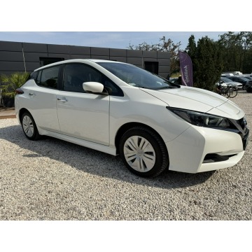 Nissan Leaf  Liftback 2020 elektryczny, automat - Na sprzedaż za 62 800 zł - Pęcice - zdjęcie 3
