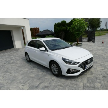 Hyundai i30  Hatchback 2023,  1.0 benzyna - Na sprzedaż za 45 900 zł - Grójec - zdjęcie 2