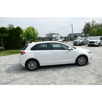 Hyundai i30  Hatchback 2023,  1.0 benzyna - Na sprzedaż za 45 900 zł - Grójec - zdjęcie 11