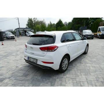 Hyundai i30  Hatchback 2023,  1.0 benzyna - Na sprzedaż za 45 900 zł - Grójec - zdjęcie 12