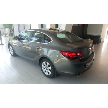 Opel Astra  Sedan/Limuzyna 2018,  1.4 benzyna+LPG - Na sprzedaż za 36 900 zł - Łódź - zdjęcie 4