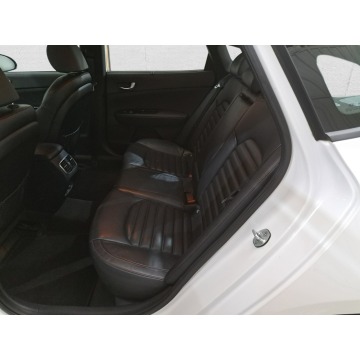 Kia Optima  Sedan/Limuzyna 2016,  2.0 benzyna, automat - Na sprzedaż za 42 066 zł - Komorniki - zdjęcie 12