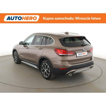 BMW X1  SUV 2020,  1.5 diesel, automat - Na sprzedaż za 71 900 zł - Warszawa - zdjęcie 4