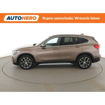BMW X1  SUV 2020,  1.5 diesel, automat - Na sprzedaż za 71 900 zł - Warszawa - zdjęcie 2