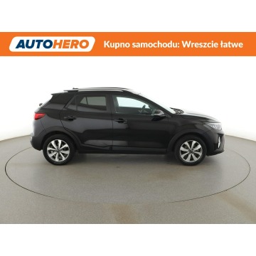 Kia Stonic  SUV 2022,  1.2 benzyna+LPG - Na sprzedaż za 55 800 zł - Warszawa - zdjęcie 9
