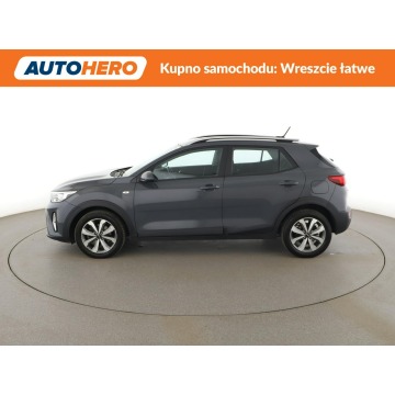 Kia Stonic  SUV 2022,  1.0 benzyna - Na sprzedaż za 55 400 zł - Warszawa - zdjęcie 2