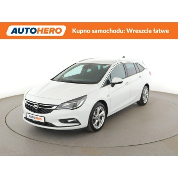 Opel Astra  Kombi 2016,  1.4 benzyna - Na sprzedaż za 42 500 zł - Warszawa - zdjęcie 1
