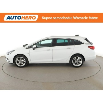 Opel Astra  Kombi 2016,  1.4 benzyna - Na sprzedaż za 42 500 zł - Warszawa - zdjęcie 2