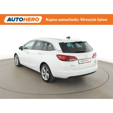 Opel Astra  Kombi 2016,  1.4 benzyna - Na sprzedaż za 42 500 zł - Warszawa - zdjęcie 4