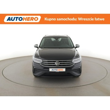 Volkswagen Tiguan Allspace  SUV 2021,  2.0 diesel, automat - Na sprzedaż za 103 600 zł - Warszawa - zdjęcie 11