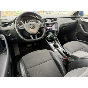 Skoda Octavia  Kombi 2018,  1.6 diesel, automat - Na sprzedaż za 37 900 zł - Wrocław - zdjęcie 5