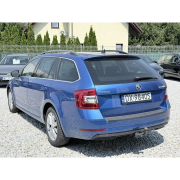 Skoda Octavia  Kombi 2018,  1.6 diesel, automat - Na sprzedaż za 37 900 zł - Wrocław - zdjęcie 8