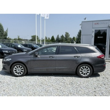 Ford Mondeo  Kombi 2018,  2.0 diesel, automat - Na sprzedaż za 36 900 zł - Wrocław - zdjęcie 6