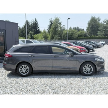 Ford Mondeo  Kombi 2018,  2.0 diesel, automat - Na sprzedaż za 36 900 zł - Wrocław - zdjęcie 10