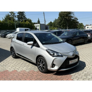 Toyota Yaris  Hatchback 2018,  1.5 benzyna - Na sprzedaż za 51 900 zł - Tarnowskie Góry - zdjęcie 4