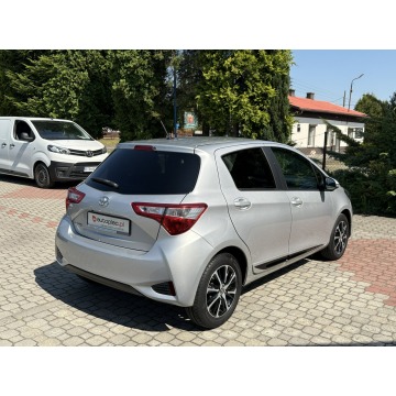 Toyota Yaris  Hatchback 2018,  1.5 benzyna - Na sprzedaż za 51 900 zł - Tarnowskie Góry - zdjęcie 6