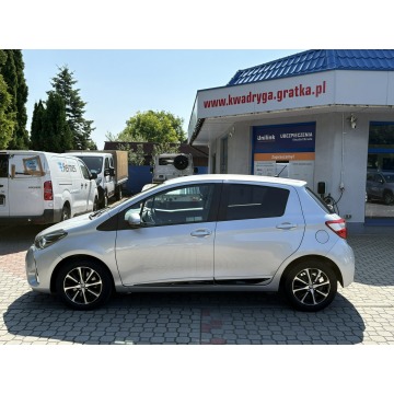 Toyota Yaris  Hatchback 2018,  1.5 benzyna - Na sprzedaż za 51 900 zł - Tarnowskie Góry - zdjęcie 9