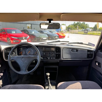 Saab 900  Sedan/Limuzyna 1991,  2.1 benzyna - Na sprzedaż za 49 900 zł - Michałowice-Wieś - zdjęcie 12