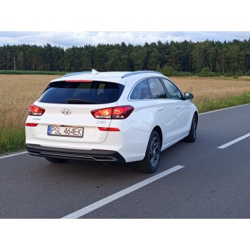 Hyundai i30  Kombi 2023,  1.0 benzyna, automat - Na sprzedaż za 56 000 zł - Słupca - zdjęcie 10