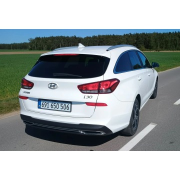 Hyundai i30  Kombi 2023,  1.0 benzyna, automat - Na sprzedaż za 56 000 zł - Słupca - zdjęcie 9