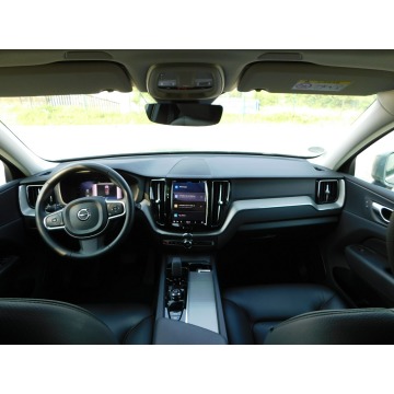 Volvo   SUV 2024,  2.0 benzyna, automat - Na sprzedaż za 147 777 zł - Żyrardów - zdjęcie 7
