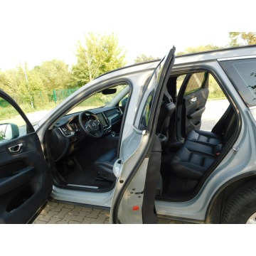 Volvo   SUV 2024,  2.0 benzyna, automat - Na sprzedaż za 147 777 zł - Żyrardów - zdjęcie 11
