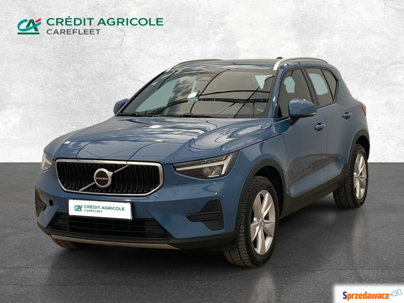 Volvo   SUV 2022,  2.0 benzyna, automat - Na sprzedaż za 89 900 zł - Warszawa