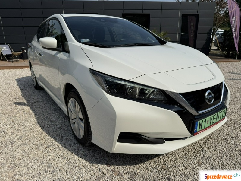 Nissan Leaf  Liftback 2020 elektryczny, automat - Na sprzedaż za 62 800 zł - Pęcice