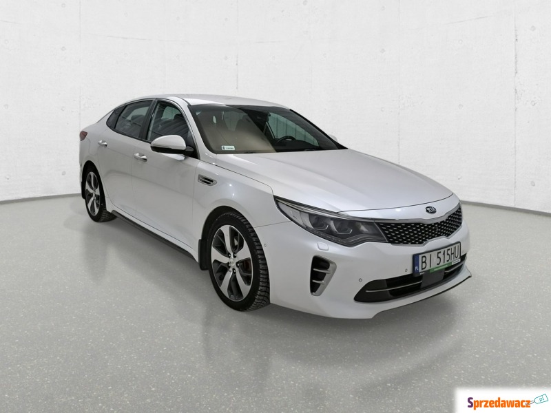 Kia Optima  Sedan/Limuzyna 2016,  2.0 benzyna, automat - Na sprzedaż za 42 066 zł - Komorniki