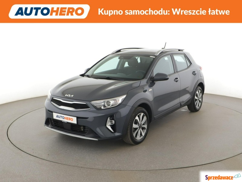 Kia Stonic  SUV 2022,  1.0 benzyna - Na sprzedaż za 55 400 zł - Warszawa