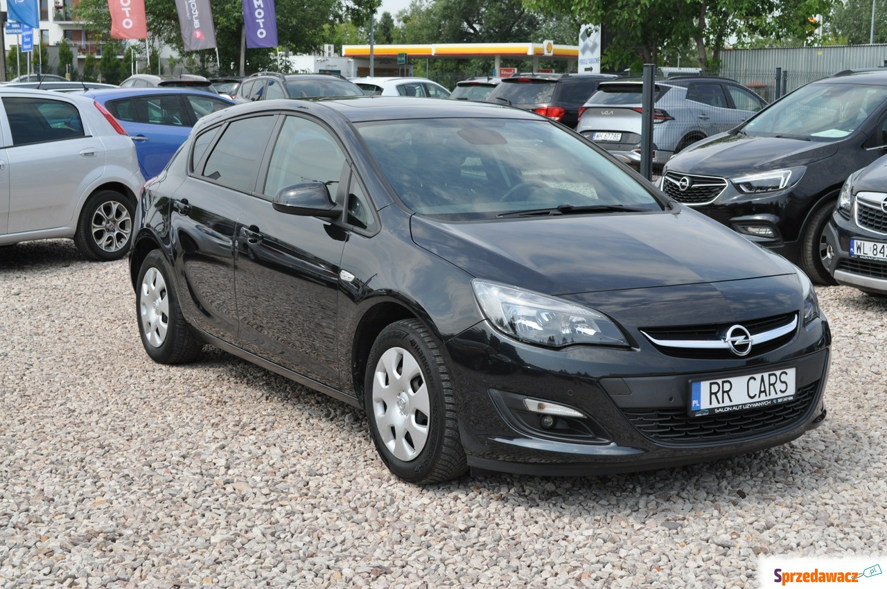 Opel Astra 2015