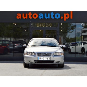 Volvo V70  Kombi 2006,  2.4 diesel, automat - Na sprzedaż za 19 900 zł - Warszawa - zdjęcie 2