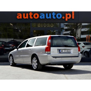 Volvo V70  Kombi 2006,  2.4 diesel, automat - Na sprzedaż za 19 900 zł - Warszawa - zdjęcie 4