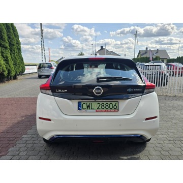 Nissan Leaf  Hatchback 2018 elektryczny, automat - Na sprzedaż za 59 900 zł - Nasiegniewo - zdjęcie 6