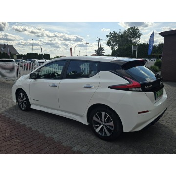 Nissan Leaf  Hatchback 2018 elektryczny, automat - Na sprzedaż za 59 900 zł - Nasiegniewo - zdjęcie 7