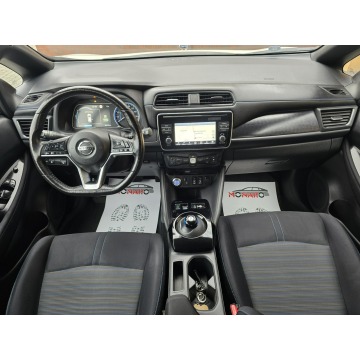 Nissan Leaf  Hatchback 2018 elektryczny, automat - Na sprzedaż za 59 900 zł - Nasiegniewo - zdjęcie 9