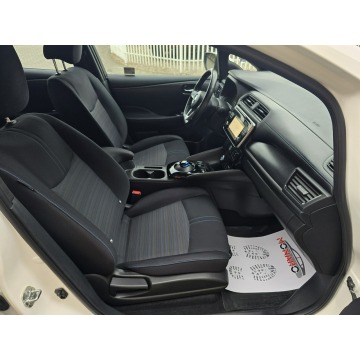 Nissan Leaf  Hatchback 2018 elektryczny, automat - Na sprzedaż za 59 900 zł - Nasiegniewo - zdjęcie 11