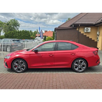 Skoda Octavia  Hatchback 2023,  2.0 benzyna, automat - Na sprzedaż za 95 900 zł - Nasiegniewo - zdjęcie 8