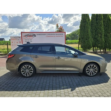 Toyota Corolla  Kombi 2020,  1.8 hybryda, automat - Na sprzedaż za 78 900 zł - Nasiegniewo - zdjęcie 4