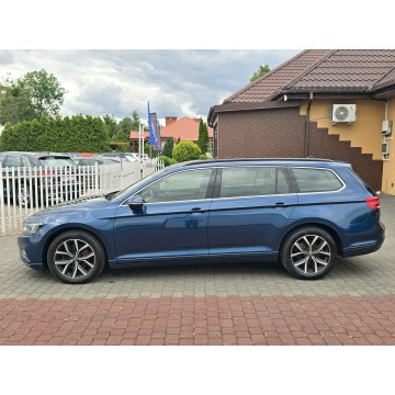 Volkswagen Passat  Kombi 2023,  2.0 diesel, automat - Na sprzedaż za 78 900 zł - Nasiegniewo - zdjęcie 8