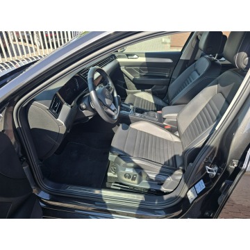 Volkswagen Passat  Sedan/Limuzyna 2020,  1.5 benzyna, automat - Na sprzedaż za 77 900 zł - Nasiegniewo - zdjęcie 10