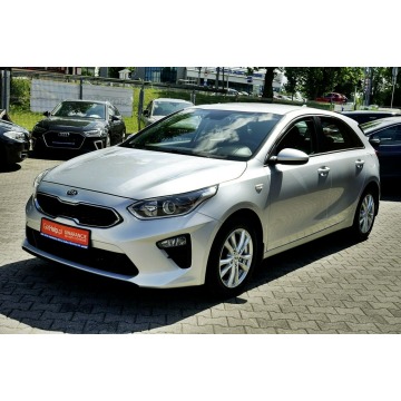 Kia Ceed  Hatchback 2019,  1.6 diesel - Na sprzedaż za 39 800 zł - Płock - zdjęcie 9