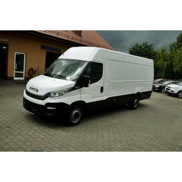 Iveco Daily 2017,  2.3 diesel, automat - Na sprzedaż za 44 900 zł - Płock - zdjęcie 2