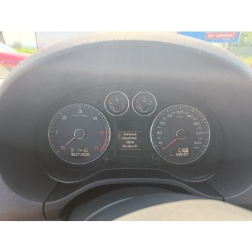 Audi A3  Hatchback 2010,  1.6 diesel - Na sprzedaż za 8 900,00 zł - Pogwizdów - zdjęcie 11