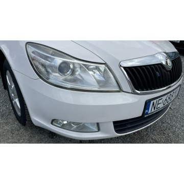 Skoda Octavia  Hatchback 2010,  1.4 benzyna, automat - Na sprzedaż za 26 900 zł - Elbląg - zdjęcie 2