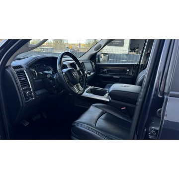 Dodge RAM 2018,  5.7 benzyna, automat - Na sprzedaż za 119 900 zł - Gdynia - zdjęcie 6